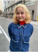 ミディアムロブ×ウェービーベージュ