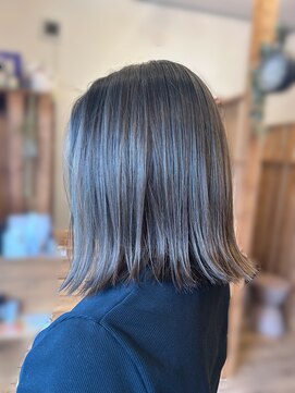 ポコアポコ(poco a poco) ハイライト+ダークアッシュカラー