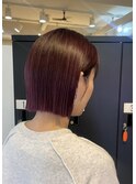 ぱつっとボブ×ボルドーカラー