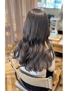 リベラル(liberal) ワンブリーチ 透明感 ミルクティーグレージュ【20代/30代】