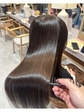 ベルタバイメルク(belta by merc.) 髪質改善カラー1.7ミディアムレイヤーカット