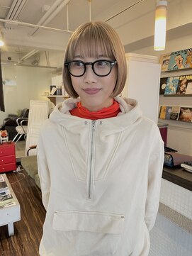ティティーサッポロ(tity sapporo) 前髪のパッツンが可愛いショートボブ
