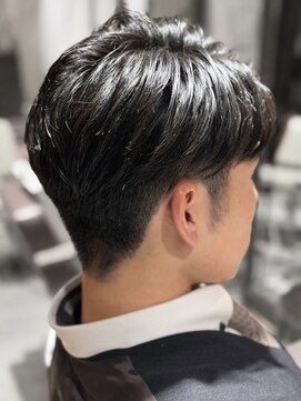 エニー 栄(Any) men's hair 刈り上げニュアンス