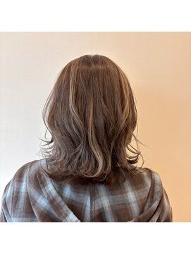 ニコラ(NICOLA) ハイライトカラー