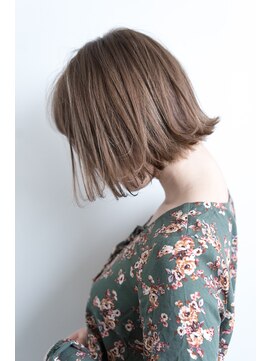 トッカ ヘアアンドトリートメント 難波店 切りっぱなしクラシカルボブ♪