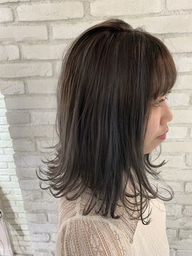 ロンド 表参道店(Lond) くびれセミディ～ハイライトアッシュカラー