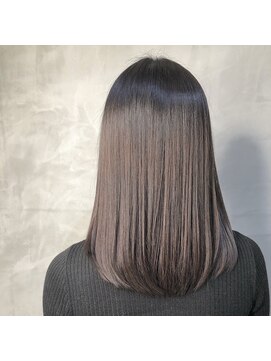 ジーナ 銀座(Zina) 小顔オリーブカラーボブルフハイライトカラークールショート