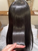 ムーン(moon)&nbsp;9月#モテ髪カタログ#外ハネボブ#セクションカラー#アップバング