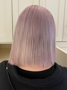 ベレーザ 渋谷(BELEZA) ba2101プラチナベージュ大人ガーリー韓国ヘアー切りっぱなしロブ