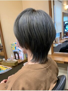 ボブビッシュ 東温店 ナチュラルショートウルフ