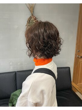 フェイバーバイリフ(FAVOR by Ref.) ミニボブ×スパイラルパーマ