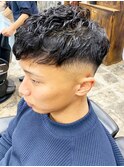 20代30代メンズクラウドマッシュ束感ビジカジ刈り上げ