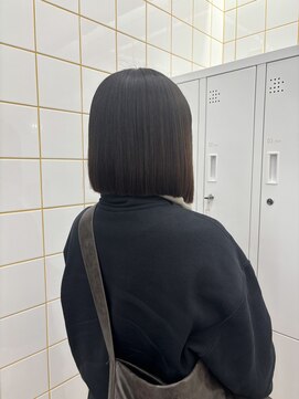 ガーランド(Girland) 【girland】ばっさりボブカット　韓国風/レイヤーカット