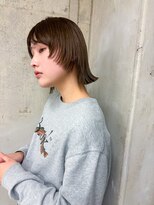 サーリー(SURLY)&nbsp;顔まわりカットフェイスレイヤーぱつっとボブイルミナカラー