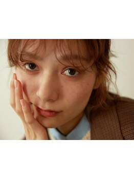 ミリ単位で印象が変わる顔周りのデザイン、少しずつ丁寧にカットします！！