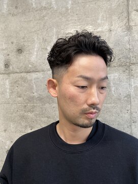 レンゲン(LENGEN) メンズパーマフェードバーバーツイスト理容室カット