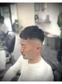 アイロンパーマ×スキンフェード