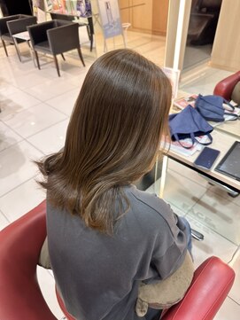 フェイス 伊勢原(FACE。) オリーブベージュ