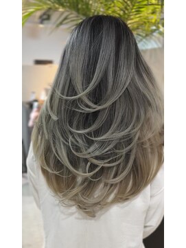 メリー オオサカ(Merly Osaka) レイヤー/コントラストバレイヤージュ