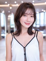 イオ 本厚木(io) 大人ガーリーミディアムレイヤーカット/顔周り似合わせカット