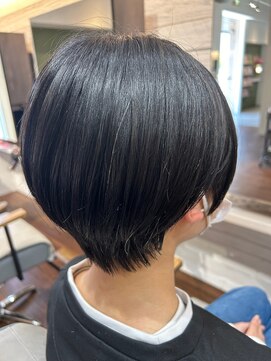 タミーズ 金山(Tummy's) 美シルエット大人ショート