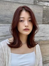 ラグーン 原宿 表参道(LAGOON)&nbsp;外ハネくびれミディ/韓国風かきあげ流し前髪/顔まわりレイヤー