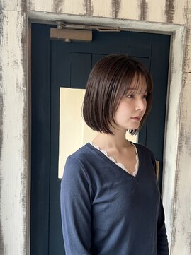 ニーゼロゼロナナ(2007) 【王道愛され】切りっぱなしボブ×艶カラー