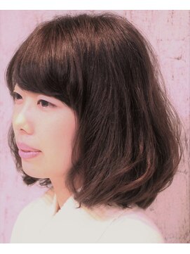 ヘアメイク ヴァロ(Hair Make VaLo) シナモンボブ