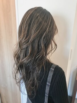 フープヘアー(HOOP.HAIR) ハイライトグレージュ__ロングレイヤー