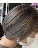 シースルーグレージュ
