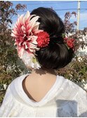 上品和装ウェディング 着物にぴったり生花アレンジ