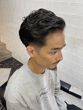 メリケンバーバーショップ フクオカ(MERICAN BARBERSHOP FUK) ビジネススパイラルパーマ