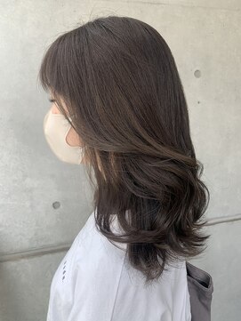 リバレッジ 白金(Leverage) 艶グレージュ30代40代50代【白金台/白金/目黒】担当山岡