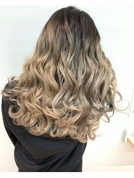 ラピス 千葉(Lapis) ミルクティーグラデーションカラースタイル☆