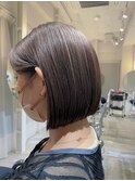 ［横山］耳掛けボブショート×シークレットハイライトベージュ