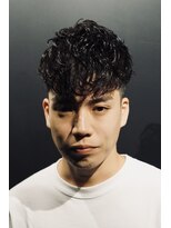 銀座 シノ 本店(shino)&nbsp;【銀座理容室】スペインカール　ビジネスフェード　おしゃれ