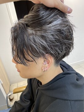テトラ バイ ネオリーブ 横浜西口店(tetra by neolive) 横浜★ミディアムショートツイストハイライト