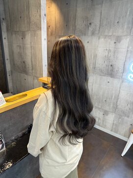 エル(L by truecreation) 髪質改善/白髪ぼかし/ダブルカラー/ハイライト/学割U24/春日部