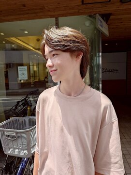 ブロッサム ひばりヶ丘(Blossom) 大人男性メンズカットニュアンスセンターパートナチュラル