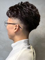 ディスイズバーバーサード(THIS IS BARBER 3rd)&nbsp;フェードカット スキンフェード ベリーショート アップバング
