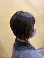 オッジ ヘアー ジャッロ(Oggi Hair giallo) グラデーション前下がりボブ 2月