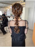 編み下ろしヘアアレンジ