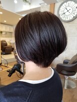 ルークス 中央林間(LOOOKS)&nbsp;暗め髪色の前下がりショート