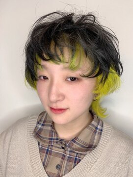 ブローチ(Brooch) 蜂さんカラー★インナーカラー
