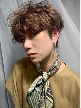 イトシテ イルミナカラー☆カーリーマッシュ☆ジン　トモヒト