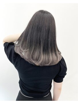 アライブ キチジョウジ(ALIVE Kichijoji) 【ALIVE吉祥寺】グラデーションカラー＊シルバーアッシュ