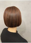 ピンクバイオレットショートボブ