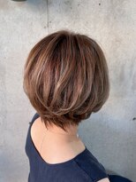 キミとトモに&nbsp;白髪ぼかしハイライト×アッシュカラー