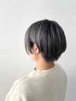 シェリッシュ ノース(Sheriche North)&nbsp;丸みショート×色落ち綺麗ラベンダーグレー【ブリーチ１～2回】