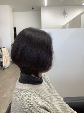 バンビ 大矢野店( Bambi) 前下がりボブ